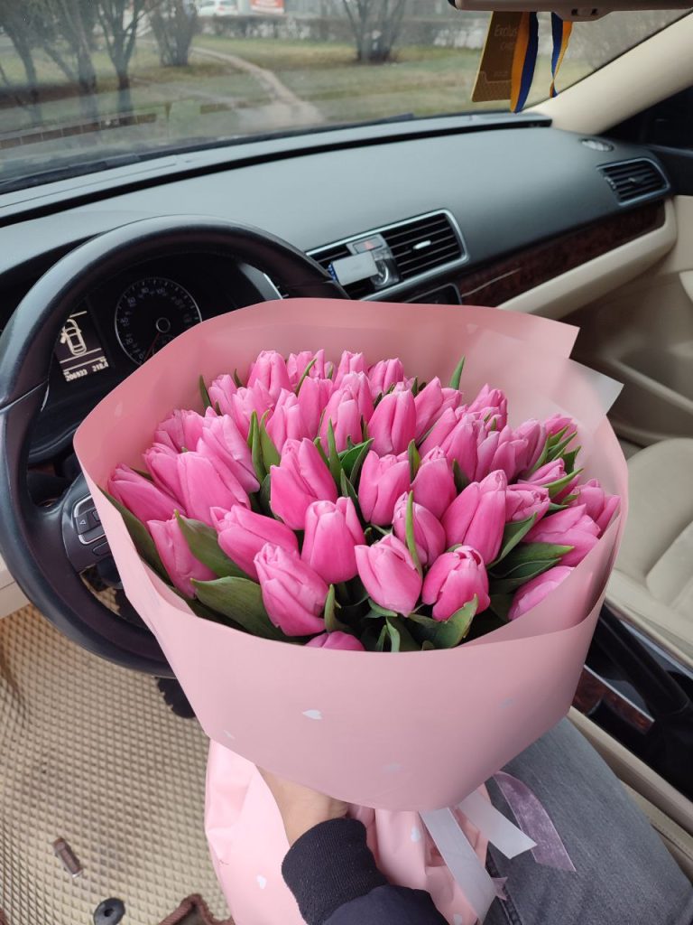 Як Обрати Ідеальний Букет з Тюльпанів